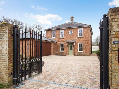 Detached house to rent in Bushy Park, Hampton Hill, Hampton, Middlesex TW12