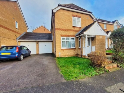 Detached house to rent in Cytringan Close, Kettering NN15