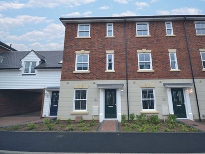 End terrace house to rent in Guelder Rose, Dunmow CM6