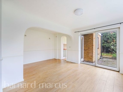 End terrace house to rent in Sutton Gardens, Croydon CR0