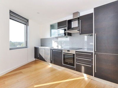 Flat to rent in Altitude Apartments, Croydon CR0