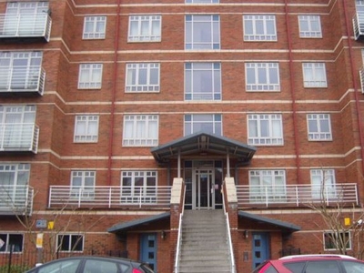 Flat to rent in Queen Victoria Road, Coventry CV1