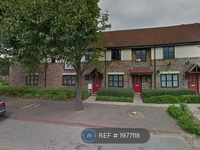 Flat to rent in Shenley Lodge, Milton Keynes MK5