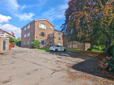 Flat to rent in Sherwood Chase, Totley Brook Road S17