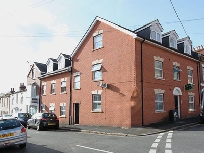 Flat to rent in Victoria Road, Exeter EX4