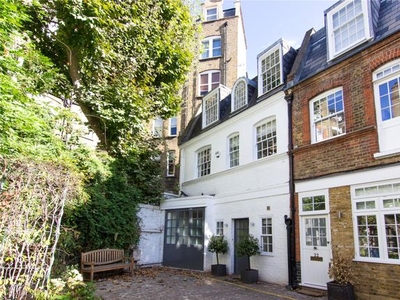 Mews house to rent in Hesper Mews, Earls Court, London SW5
