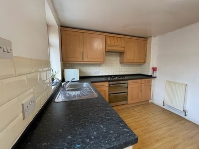 Property to rent in London Road, Oadby, Leicester LE2