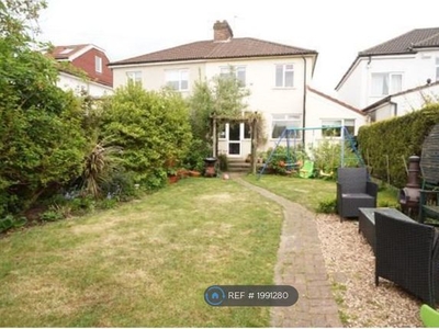 Semi-detached house to rent in Fishponds, Bristol BS16