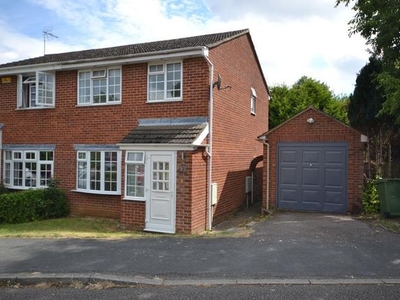 Semi-detached house to rent in Hare Close, Buckingham, Buckinghamshire MK18