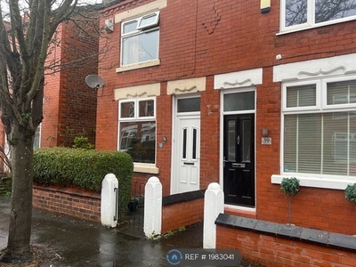 Semi-detached house to rent in Islington Road, Stockport SK2