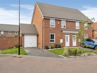 Semi-detached house to rent in Town End Drive, Doncaster DN4