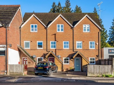 Terraced house to rent in Junction Place, Haslemere GU27