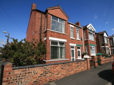 Terraced house to rent in Richmond Road, Crewe CW1