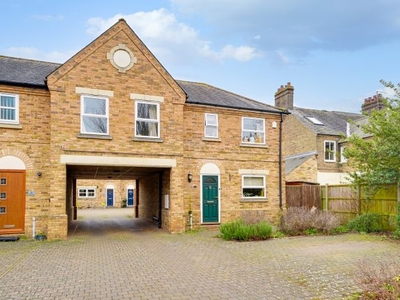 Town house to rent in Broad Leas, St. Ives, Huntingdon PE27