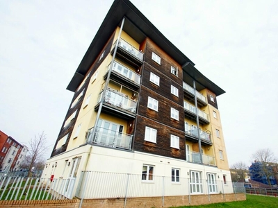 1 bedroom apartment for rent in Heol Staughton , Cardiff, CF10