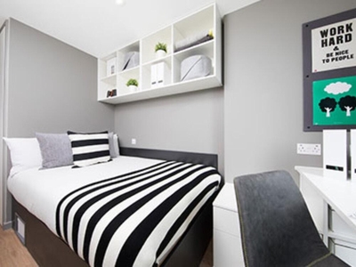 1 bedroom apartment for rent in (Large Studio) Demontfort Street, Leicester, LE1