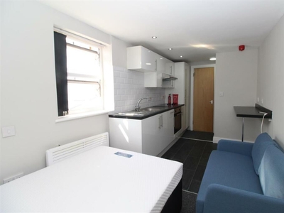 1 bedroom flat for rent in Pen-Y-Wain Road, Cardiff, CF24 4GG, CF24
