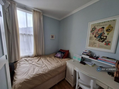 1 bedroom house share for rent in Elgin Avenue, London, W9