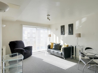 2 bedroom apartment for rent in Ammonite house, Stratford, E15