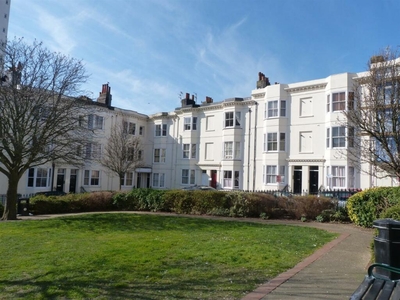 2 bedroom apartment for rent in Clarence Square, Brighton, BN1