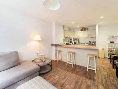 2 bedroom apartment for rent in Drapers Bridge, Nottingham, NG1