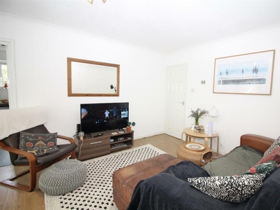 2 bedroom apartment for rent in Dulwich Gardens, Llandaff, Cardiff, CF5