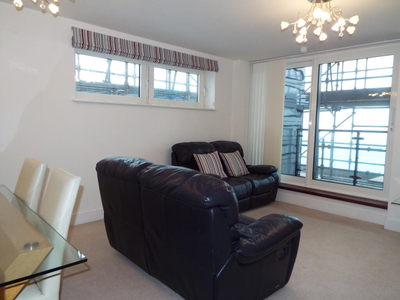 2 bedroom apartment for rent in Duncansby House, Prospect Place, CF11