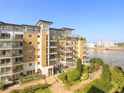 2 bedroom apartment for rent in Smugglers Way, Wandsworth, SW18