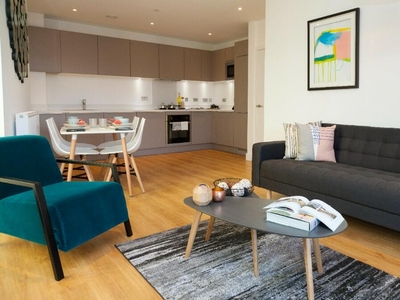 2 bedroom apartment for rent in Station Road, London, SE13