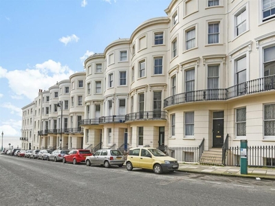 2 bedroom flat for rent in Eaton Place, Brighton, BN2 1EH, BN2