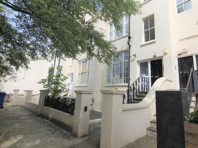 2 bedroom flat for rent in Sillwood Terrace,BN1