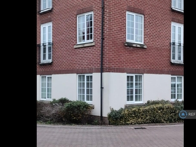 2 bedroom flat for rent in Stavely Way, Gamston, Nottingham, NG2