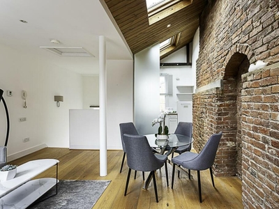 2 bedroom flat for rent in York Street, Marylebone, W1H