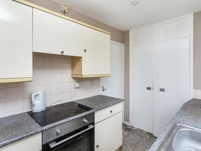 2 bedroom maisonette for rent in Creslow Court, Stony Stratford, MK11 1NN, MK11