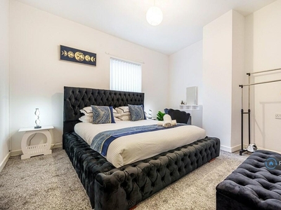2 bedroom semi-detached house for rent in Grosvenor Road, Wavertree, L15