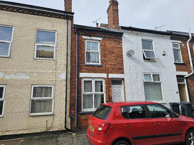 2 bedroom terraced house for rent in Oakfield Street, Lincoln, Lincolnshire, LN2