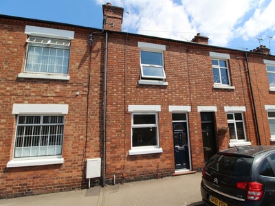 2 bedroom terraced house for rent in Osborne Road, Earlsdon, Coventry, CV5