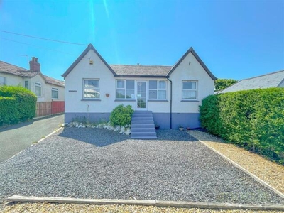 3 Bedroom Bungalow Aberporth Aberporth