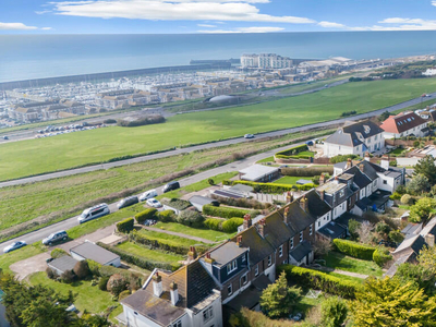 3 bedroom cottage for rent in Roedean Terrace , Brighton , BN2