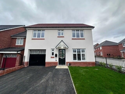 3 bedroom detached house for rent in Kings Hall Drive, Manchester, M18