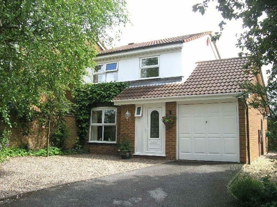 3 bedroom detached house for rent in Lapwing Court, Narborough, LE19