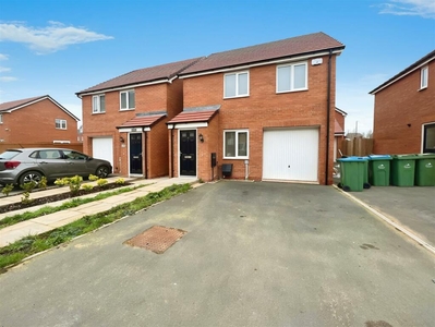 3 bedroom detached house for rent in Warrington Lane, Paragon Park, Coventry, CV6 5SJ, CV6