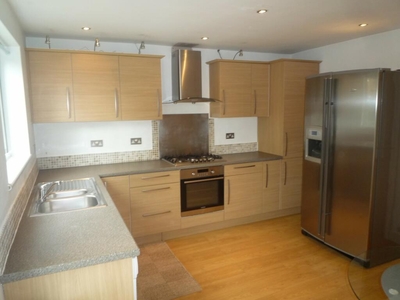 3 bedroom end of terrace house for rent in Marina Avenue, Beeston, NG9 1HB, NG9