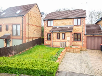3 bedroom link detached house for rent in Fosters Lane, Bradwell, MK13
