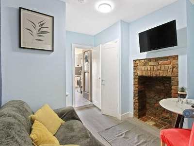 2 bedroom flat for rent in Union Street, Maidstone, ME14