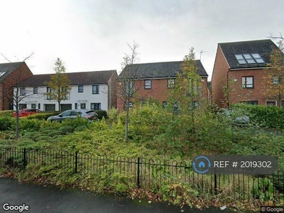3 bedroom semi-detached house for rent in Wheaters Street, Salford, M7