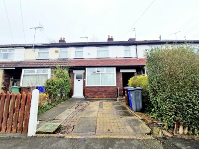 3 bedroom terraced house for rent in Connington Avenue, Blackley, Manchester , M9