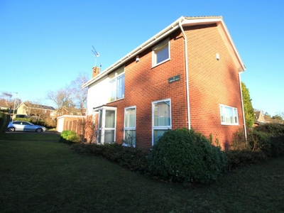 4 bedroom detached house for rent in Abinger Way, Norwich, Norfolk, NR4