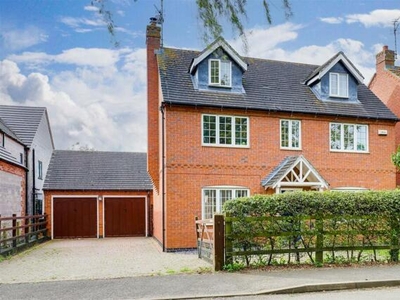 4 Bedroom House Nottinghamshire Leicestershire