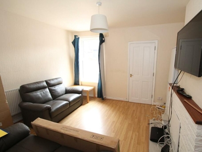 4 bedroom terraced house for rent in Gresham Street, Lincoln - Student Let, LN1